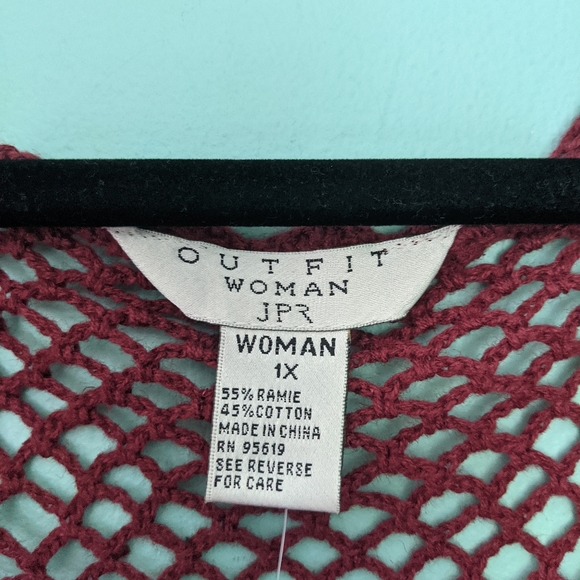 Outfit Woman  Burgundy Knit Cardigan 1x - Picture 3 of 4